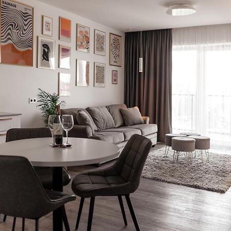 Bright Kaunas Apartment With Castle View Dış mekan fotoğraf