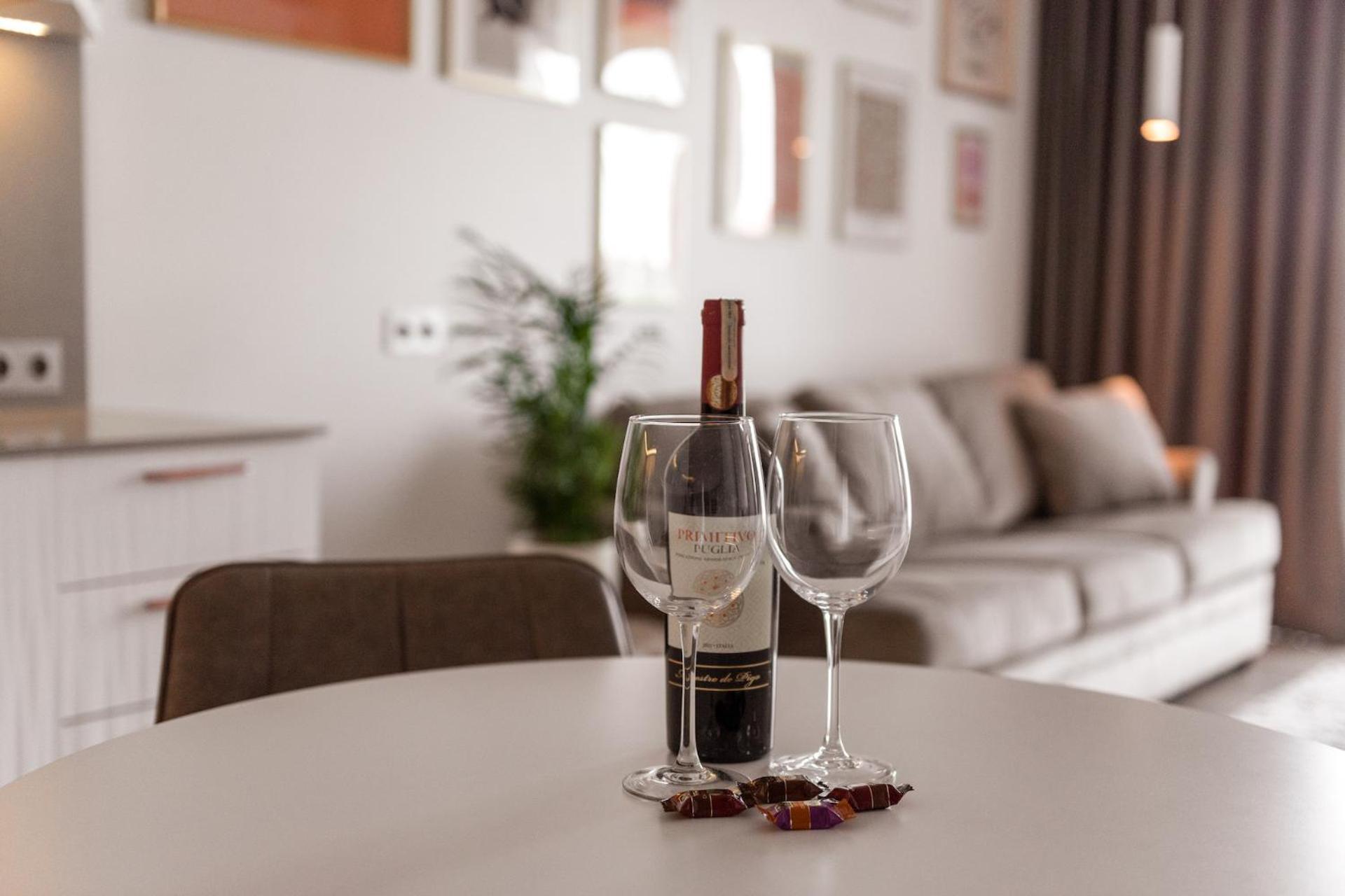 Bright Kaunas Apartment With Castle View Dış mekan fotoğraf