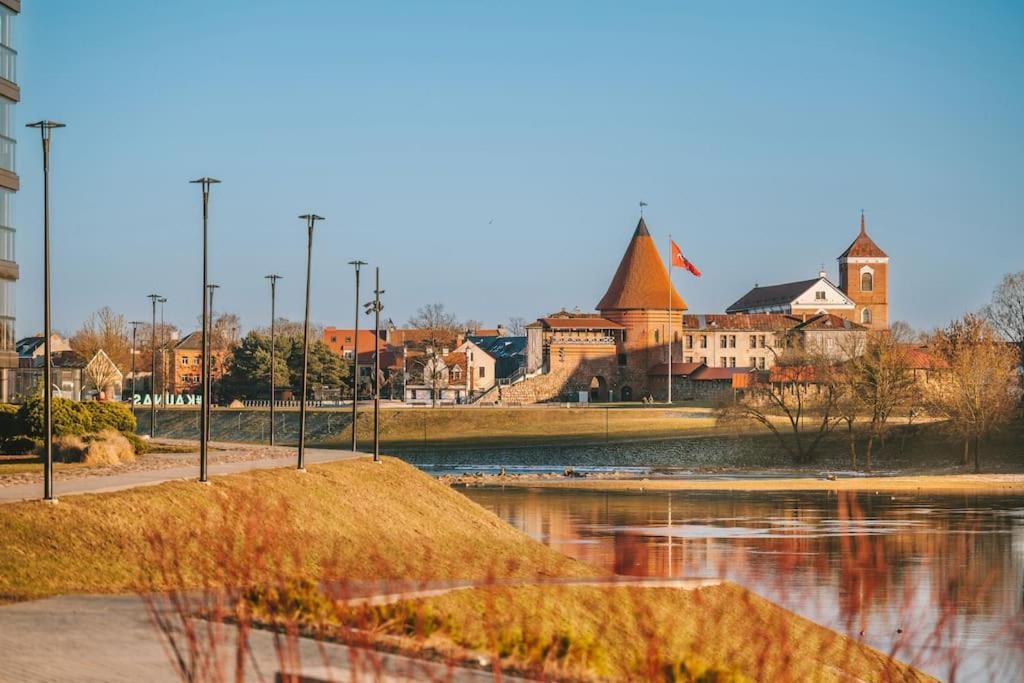 Bright Kaunas Apartment With Castle View Dış mekan fotoğraf
